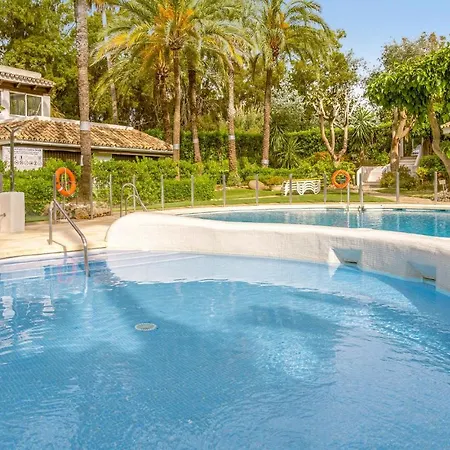 Apartment Amazing In With Outdoor Swimming Pool, Wifi And 2 Bedrooms
